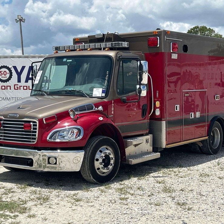 2009 Freightliner M2 106 MedTec Ambulance