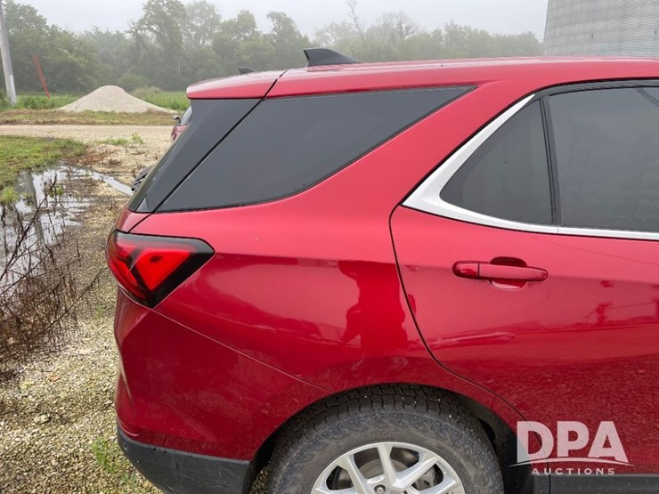 2024-chevrolet-equinox-lt-image-25