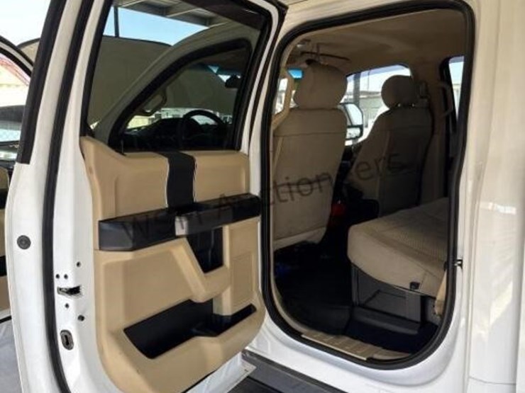 2019-ford-f250-image-28