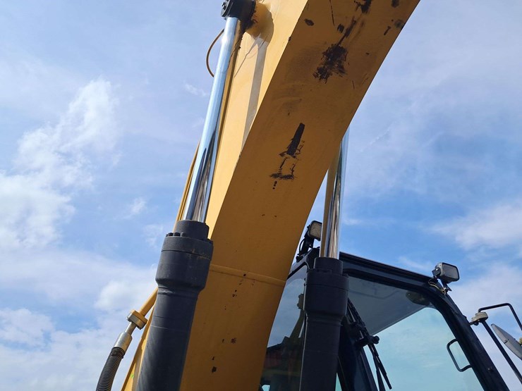2011-caterpillar-320dl-image-14