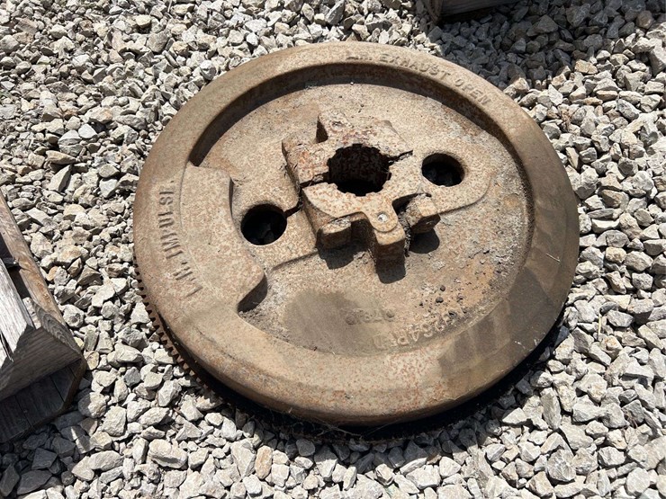 john-deere-model-a-flywheel-image-1