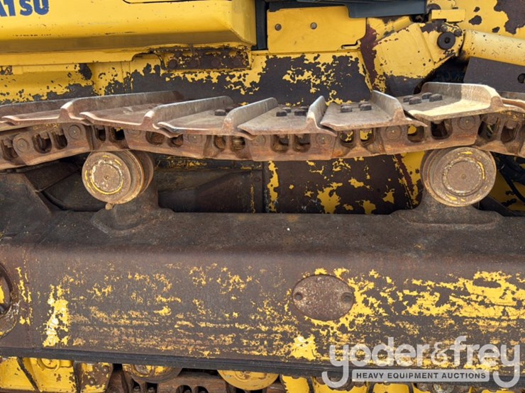 2016-komatsu-d61px-24-image-16
