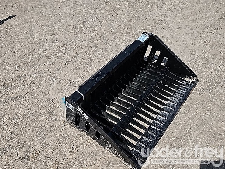 unused-ir-rock-bucket-to-suit-skidsteer-image-7