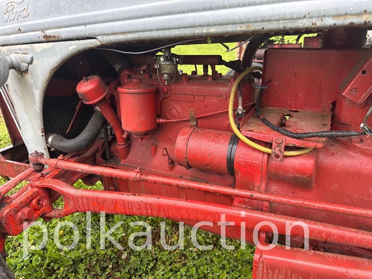 ford-8n-image-10