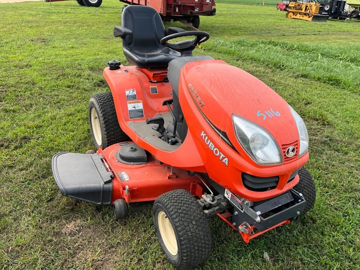 kubota-gv2120-lawn-mower-image-1