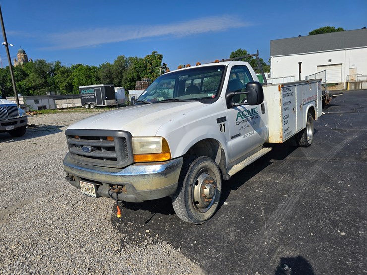 2000-ford-f550-image-2