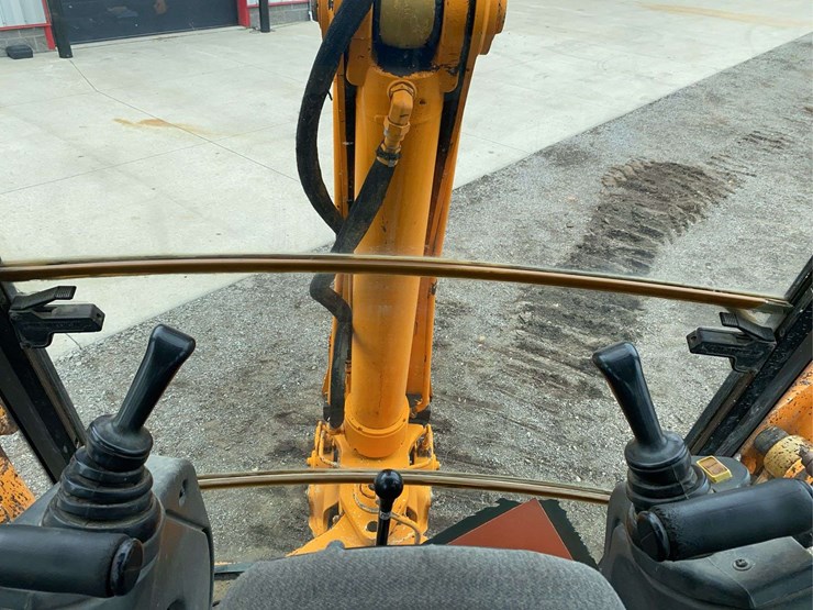 2007-deere-410j-image-31