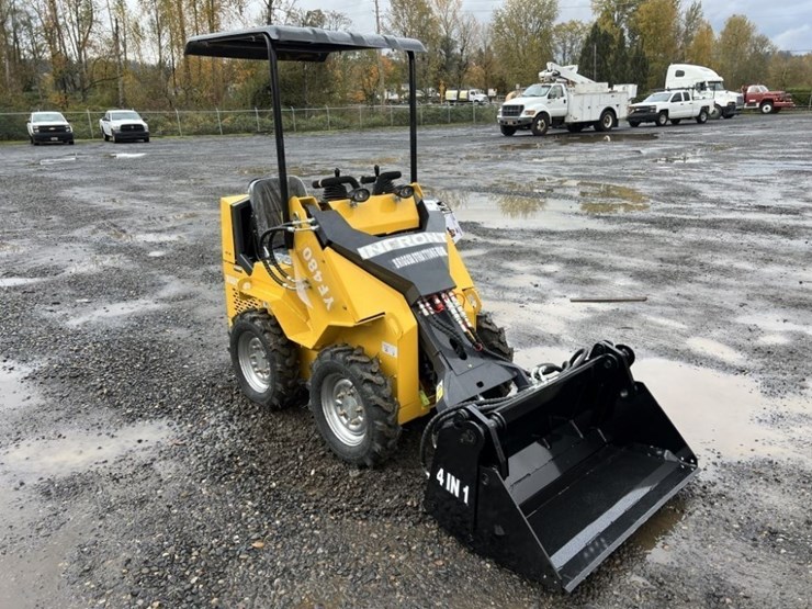 2025-infront-yf480-skidsteer-loader-image-2