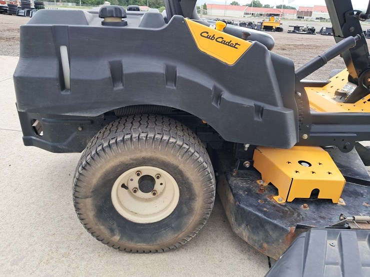 2015-cub-cadet-60-image-7