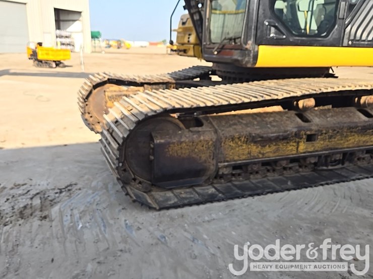 2015-caterpillar-336-f-image-12