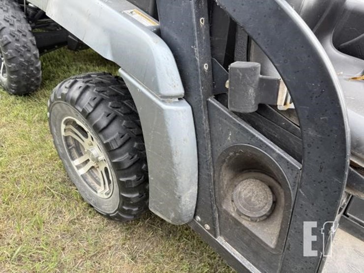 2009-arctic-cat-700-image-8