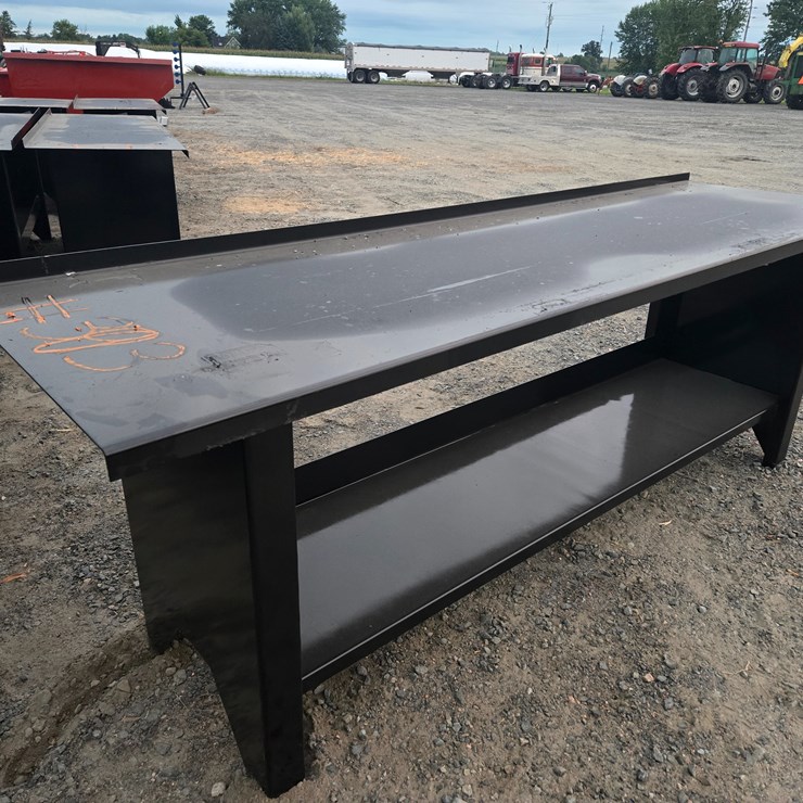 #398 • Kit container Metal work benches