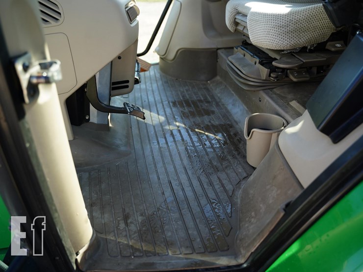 2018-john-deere-6120r-image-31