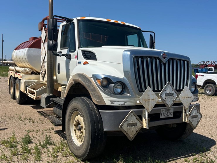 2012-international-workstar-7500-image-3