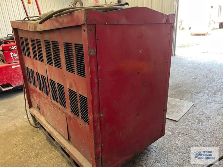 eight-pack-welder-number-two.-serial-#-ka784830.-four-out-of-eight-welders-worked-last-time-it-was-image-15