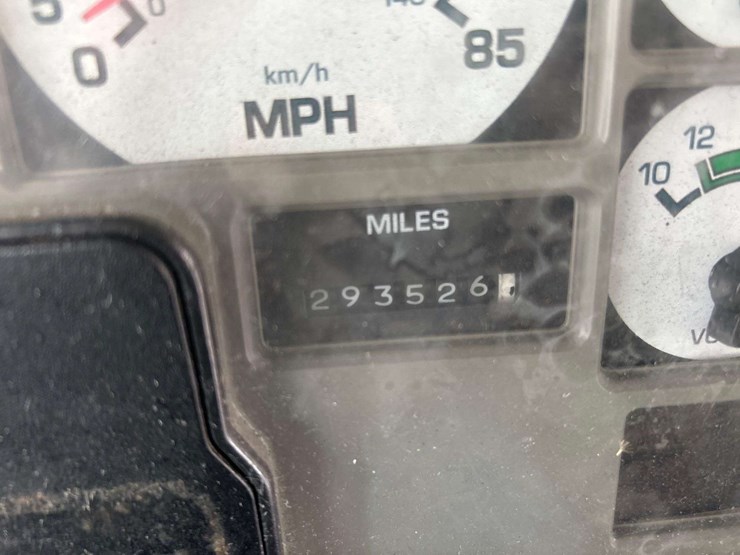 2004-ic-corporation-3000ic-school-bus-image-6