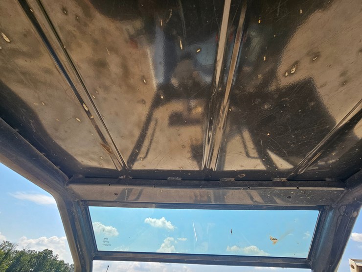 bobcat-325-image-44