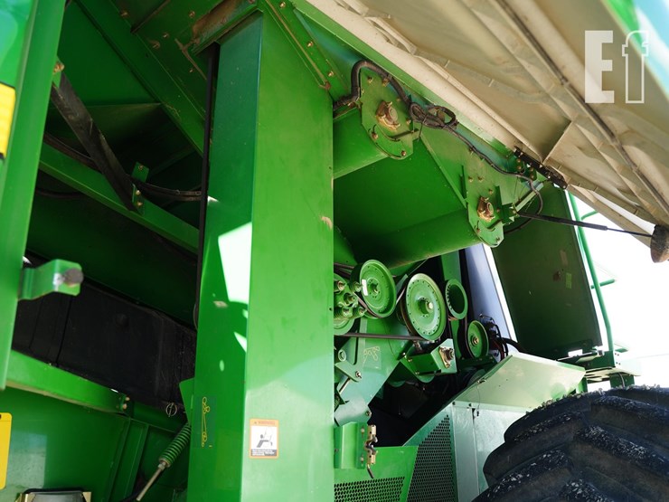 2005-john-deere-9660-sts-image-16