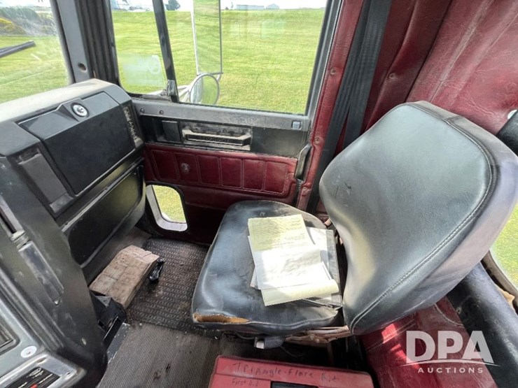 1993-freightliner-truck-(jn2646,-unit-42339)-image-76