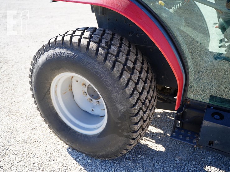 2014-massey-ferguson-1758-image-26