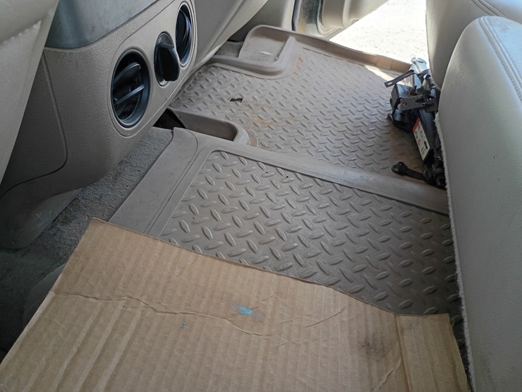 2004-ford-f150-image-52