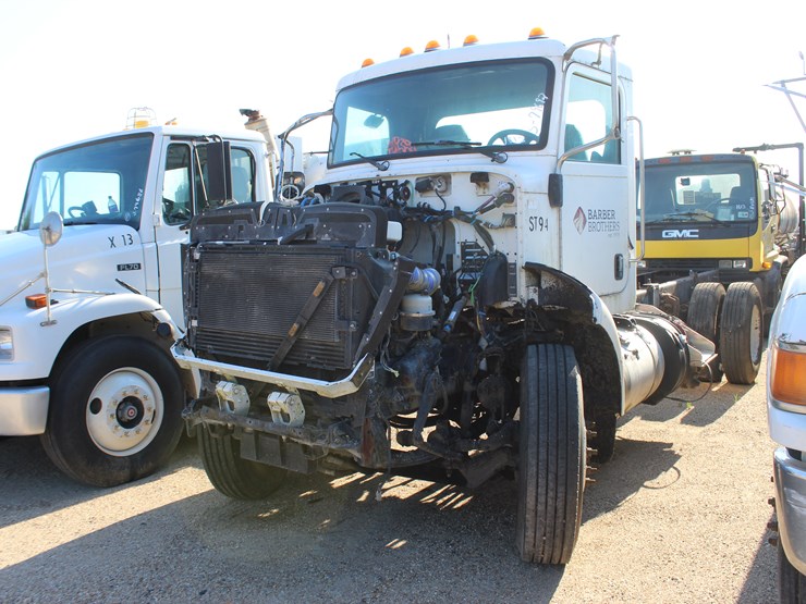 peterbilt-337-image-1