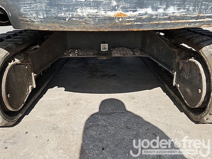 bobcat-e32-image-28