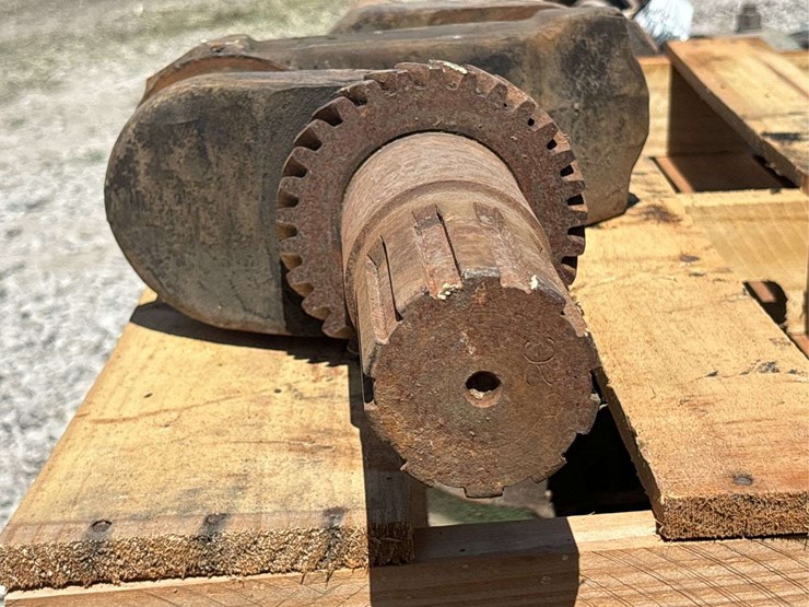 john-deere-model-g-crankshaft-image-7