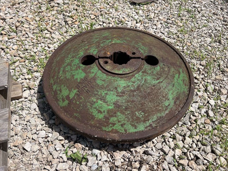 john-deere-model-g-flywheel-image-2