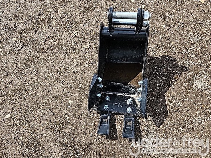unused-ir-8"-tooth-bucket-to-suit-mini-excavator-image-8