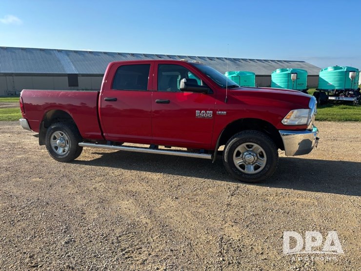 2014-dodge-ram-2500-image-14