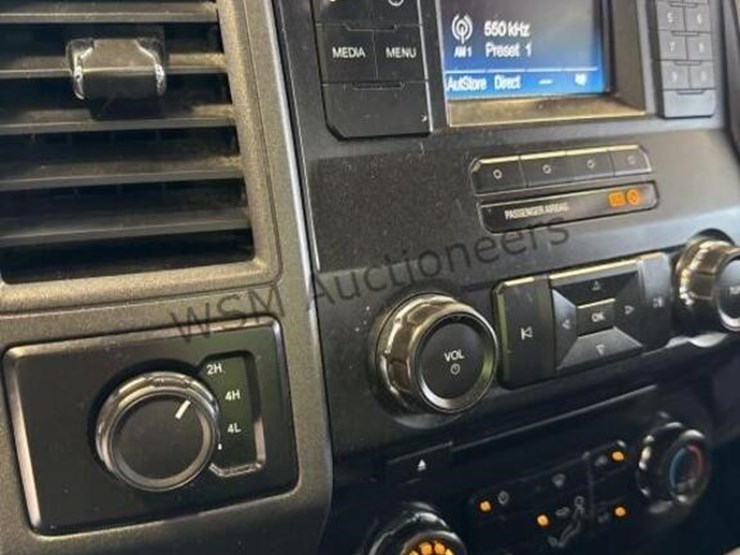 2017-ford-f550-image-24