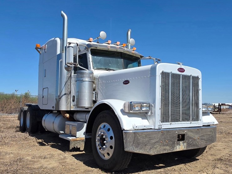 2007-peterbilt-379-image-10