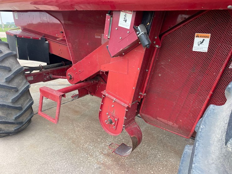 2002-case-ih-2366-image-22
