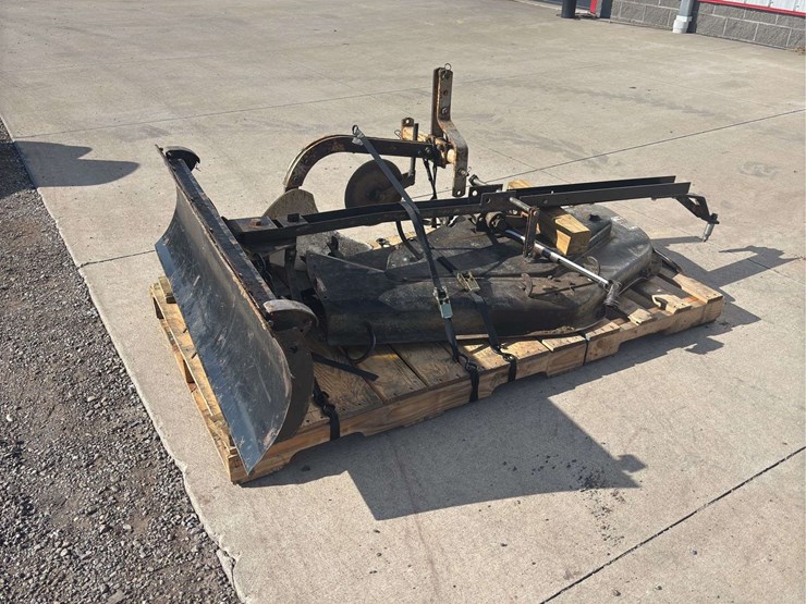 mtd-lawn-tractor-image-20