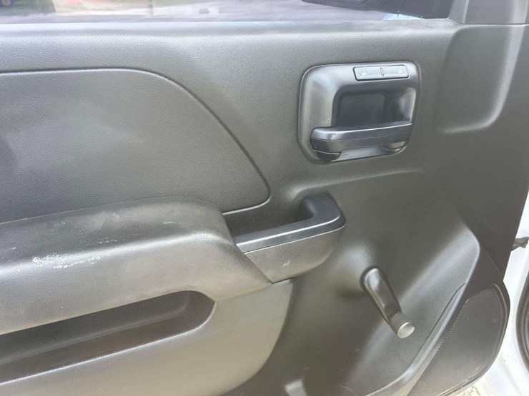 2014-chevrolet-silverado-1500-image-11