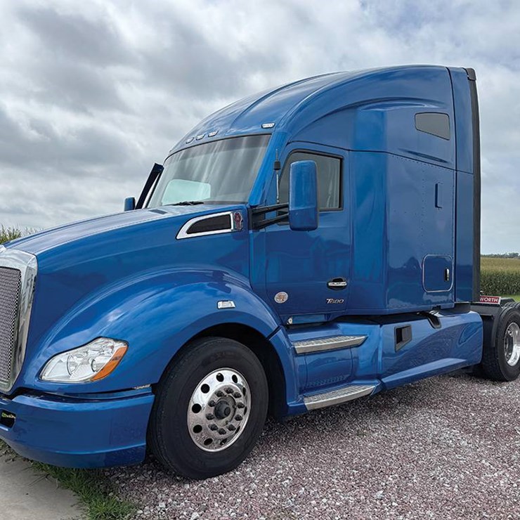 2023 KENWORTH T680