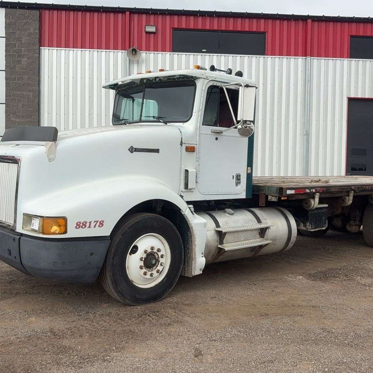 1994 INTERNATIONAL 9400
