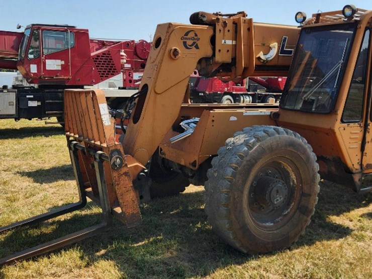 2001-lull-highlander-844c42-telescoping-8000#-lift.-serial-number-01w21p223795.-cummins-diesel-image-1