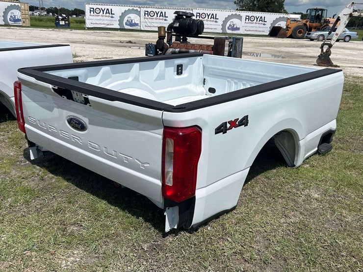 ford-super-duty-pickup-truck-bed-image-3