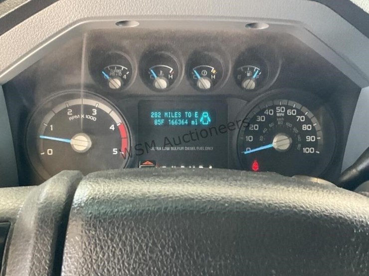 2016-ford-f550-image-21