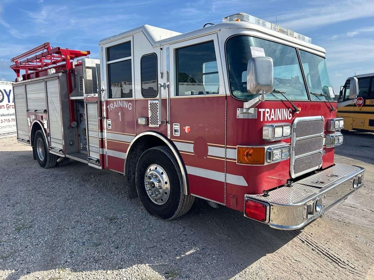 fire-truck-image-2