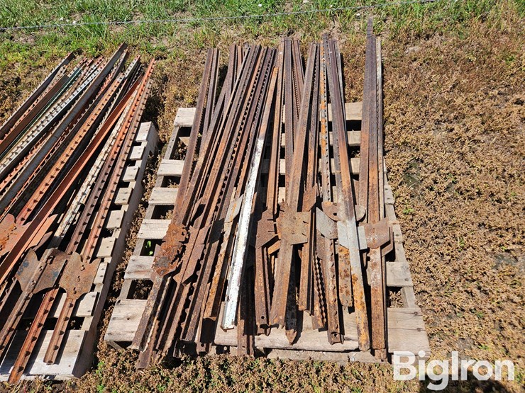 steel-t-posts-image-5
