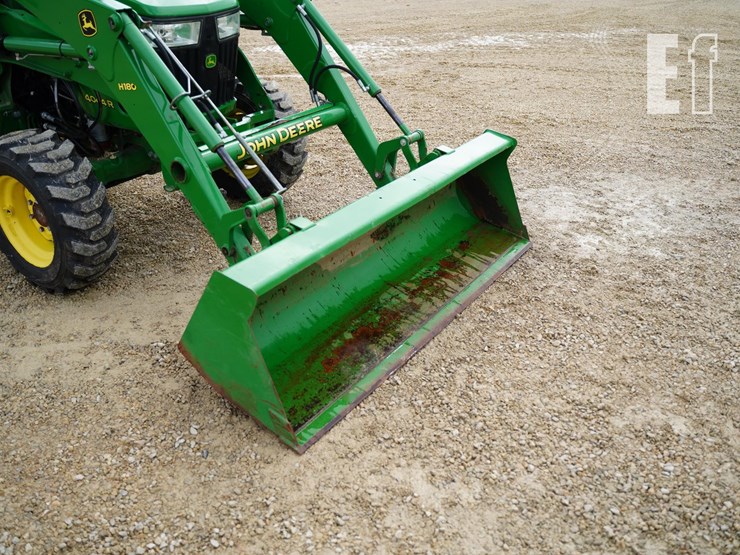 john-deere-4044r-image-16