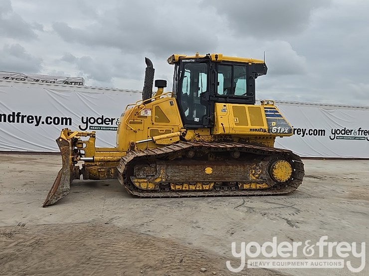 2020-komatsu-d61px-24-image-2