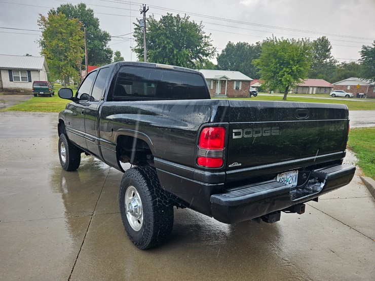 #18968-•-2002-dodge-ram-2500-pickup-truck-image-55