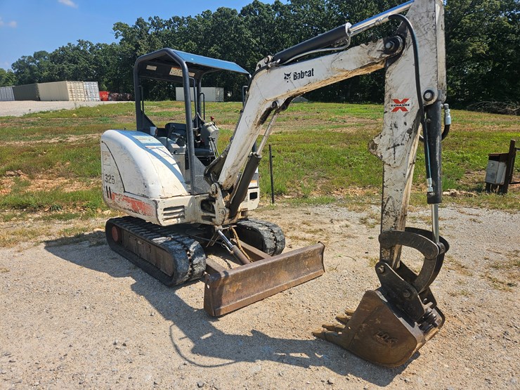 bobcat-325-image-17