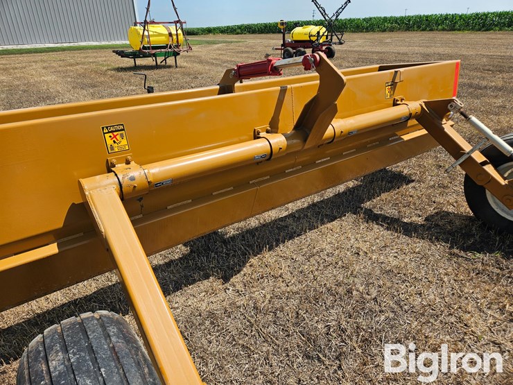 strobel-12'-tilt-box-scraper-image-17