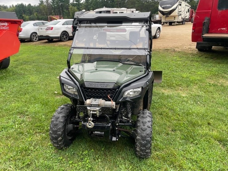 2019-honda-pioneer-500-utv-image-3