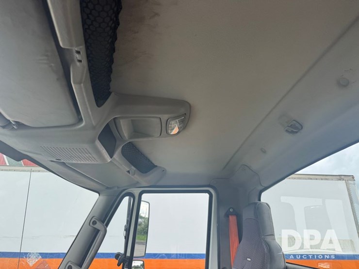2013-international-durastar-4400-image-12